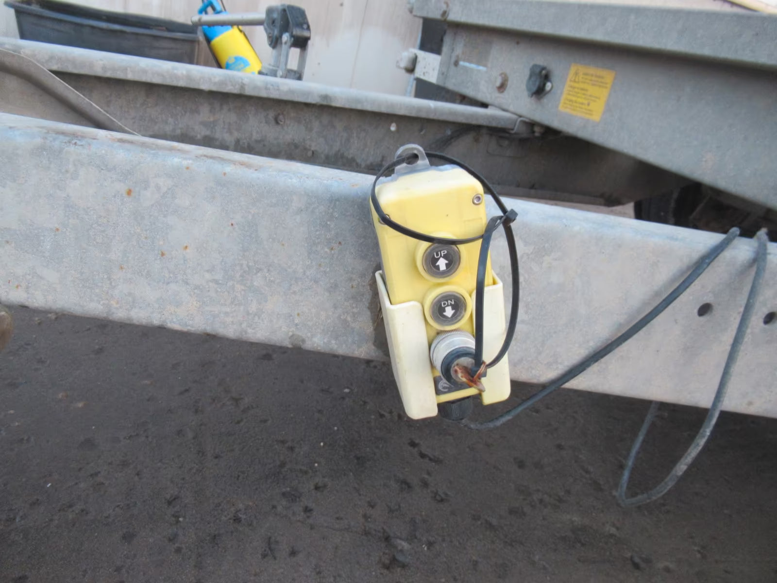 WM Meyer EG-HKC Dreiseitenkipper 3,5t